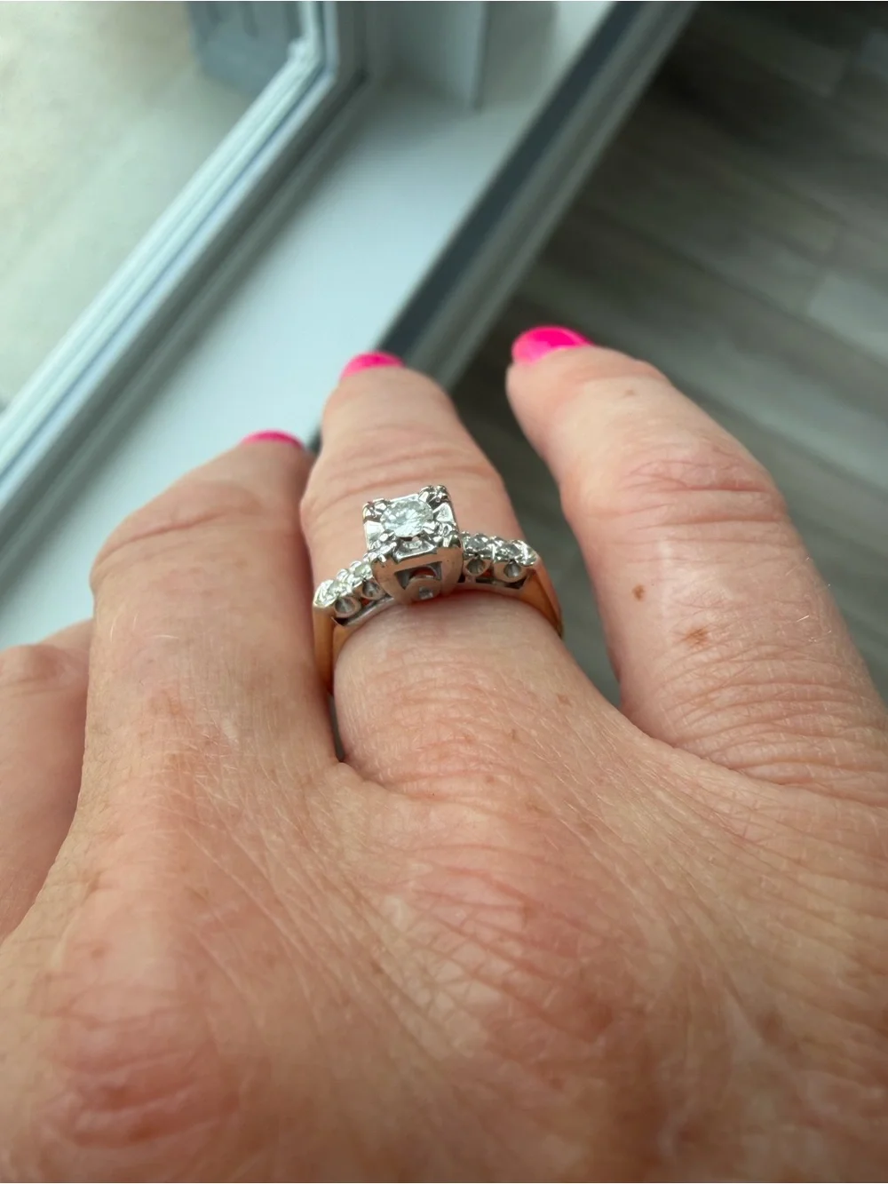 14kt yellow and white gold Vintage Mid-Century 1950s illusion diamond ring